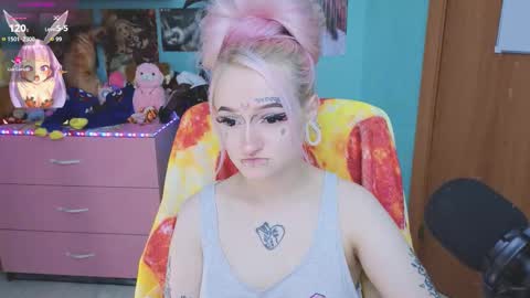 Manuela online show from 10.11.25