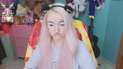 Manuela online show from 11.06.25