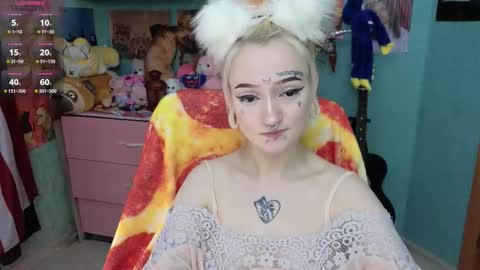 Manuela online show from 11.16.25