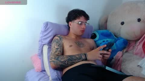 Manuel online show from 05.23.26