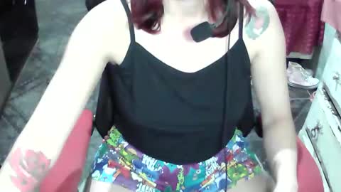 Manu Escarlate online show from 10.27.25