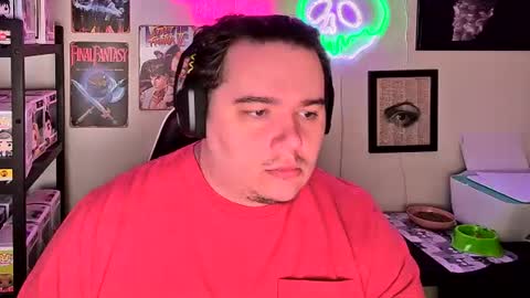 Snapshot of manyfacese chatting on 01.07.26 kyle online show from 01.07.26