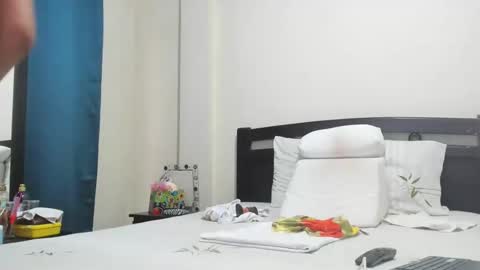 Snapshot of mara2020xxx69 chatting on 11.20.25 Mara online show from 11.20.25