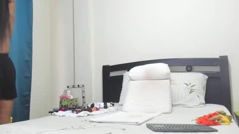 Snapshot of mara2020xxx69 chatting on 11.26.25 Mara online show from 11.26.25