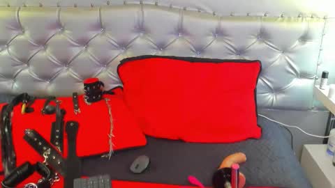 Mara  online show from 11.08.25