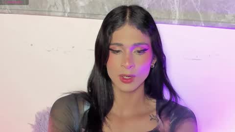 Snapshot of mara_friendboy chatting on 01.22.25 Mara online show from 01.22.25