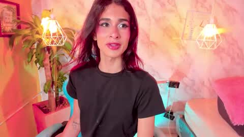 Mara online show from 10.28.25