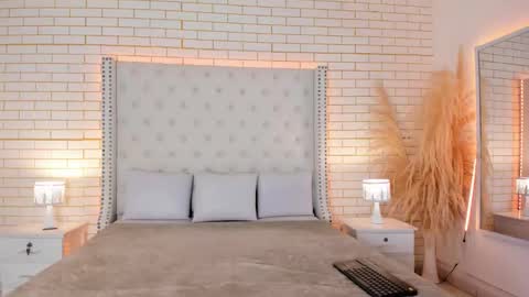 mara_winters_ online show from 02.19.26