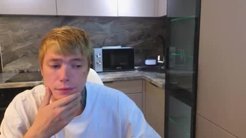 Snapshot of maradon__don chatting on 09.23.25 Andre Cam online show from 09.23.25