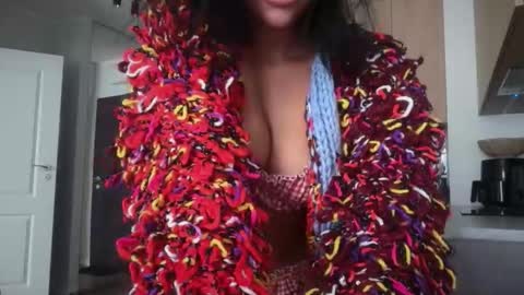 Marakuia online show from 11.09.25