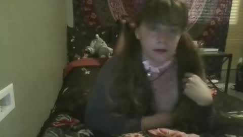 Snapshot of maramissive chatting on 11.24.25 maramissive online show from 11.24.25