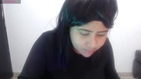 Snapshot of marasilk chatting on 09.10.25 Mara Silk online show from 09.10.25