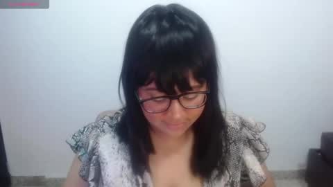 Snapshot of marasilk chatting on 09.20.25 Mara Silk online show from 09.20.25