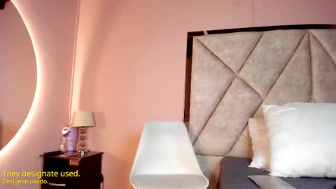 Mara Torres online show from 02.04.26