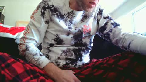 Snapshot of marcakawvu chatting on 03.02.25 Marc online show from 03.02.25