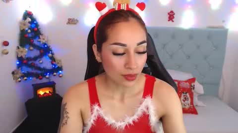 Marcela online show from 12.04.25