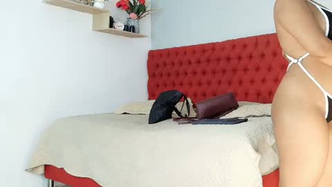 Snapshot of marcela_cepeda chatting on 08.03.26 Mar online show from 08.03.26