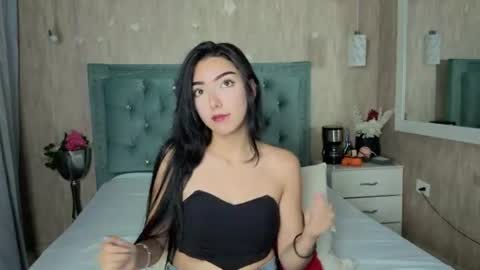 Snapshot of marcelaa_fox chatting on 06.18.26 Marcela online show from 06.18.26