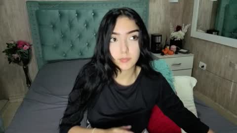 Snapshot of marcelaa_fox chatting on 06.25.26 Marcela online show from 06.25.26