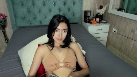 Snapshot of marcelaa_fox chatting on 06.26.26 Marcela online show from 06.26.26