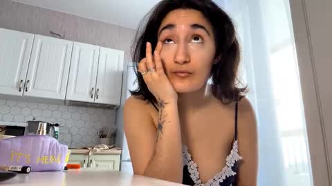 Kylie online show from 02.28.26