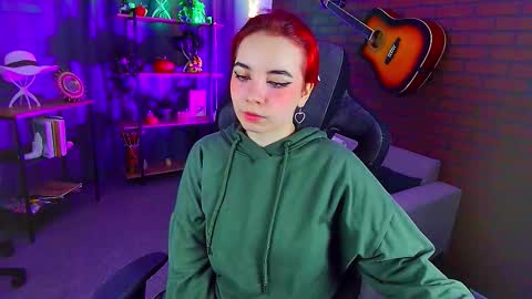 Snapshot of marcelinechi chatting on 12.04.25 MarcelineChi online show from 12.04.25