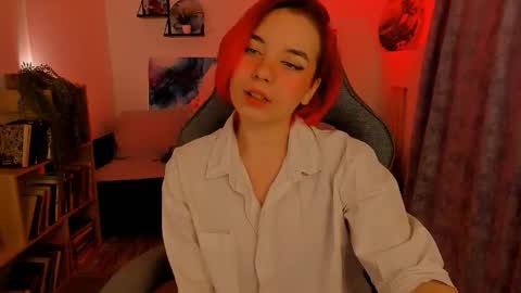 Snapshot of marcelinechi chatting on 12.15.25 MarcelineChi online show from 12.15.25