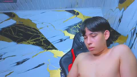 Snapshot of marcelo_boy chatting on 10.29.25 marcelo_boy online show from 10.29.25