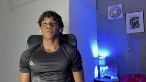 Snapshot of marcelo_dosantos77 chatting on 01.15.25 MARCELO online show from 01.15.25