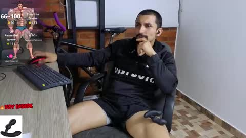 Snapshot of marckmuscle chatting on 10.02.25 Marck Independent model online show from 10.02.25