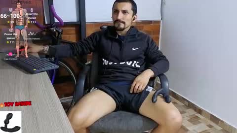 Snapshot of marckmuscle chatting on 10.17.25 Marck Independent model online show from 10.17.25