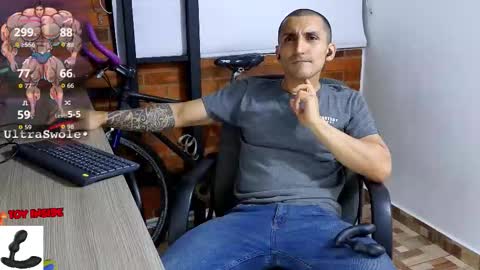 Snapshot of marckmuscle chatting on 11.03.25 Marck Independent model online show from 11.03.25