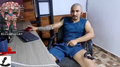 Snapshot of marckmuscle chatting on 12.03.25 Marck Independent model online show from 12.03.25