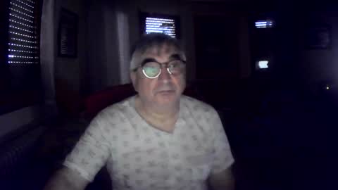 Snapshot of marcos260526 chatting on 08.04.26 marcos260526 online show from 08.04.26
