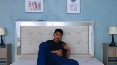 Snapshot of marcus_hans chatting on 09.21.25 marcus hans online show from 09.21.25