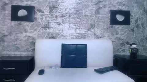 Snapshot of marcus_hans chatting on 10.13.25 marcus hans online show from 10.13.25