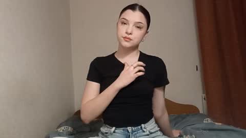 Mia online show from 02.09.26