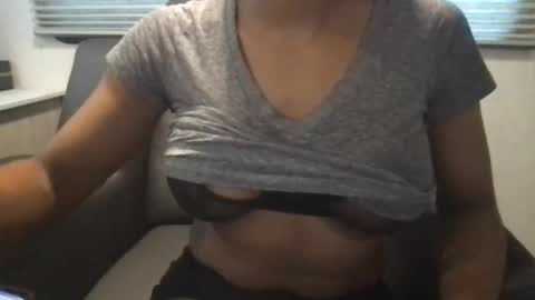 Snapshot of margaux_lumiere chatting on 09.20.25 margaux_lumiere online show from 09.20.25