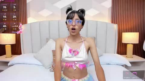 Snapshot of marge_lasander chatting on 10.30.25 Aitana online show from 10.30.25