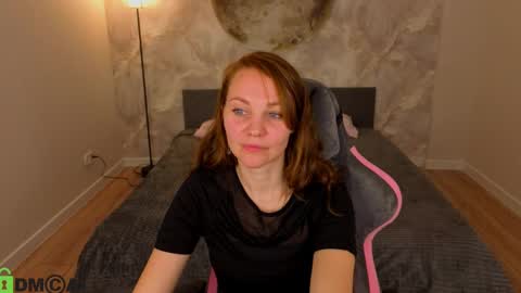 Margo Kellly online show from 04.21.26