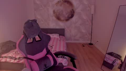 Snapshot of margo_kellly chatting on 06.19.26 Margo Kellly online show from 06.19.26