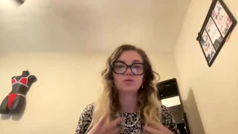 Snapshot of margoheaven chatting on 12.18.25 margoheaven online show from 12.18.25