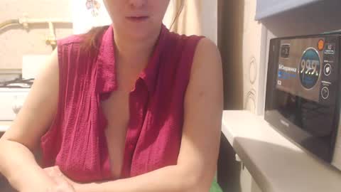 Snapshot of margoruby chatting on 12.14.24 Margo online show from 12.14.24