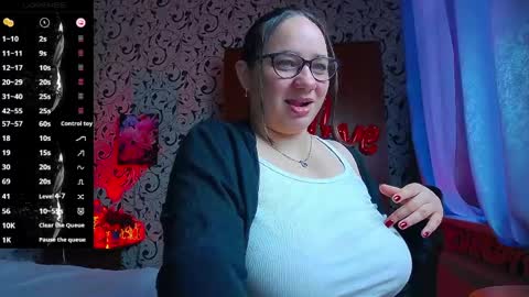 Snapshot of margosweet777 chatting on 03.27.26 margosweet777 online show from 03.27.26