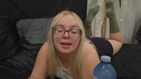 Snapshot of margot_robbie7 chatting on 01.25.25 margot_robbie7 online show from 01.25.25