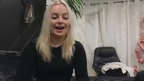 Snapshot of margot_robbie7 chatting on 02.11.25 margot_robbie7 online show from 02.11.25