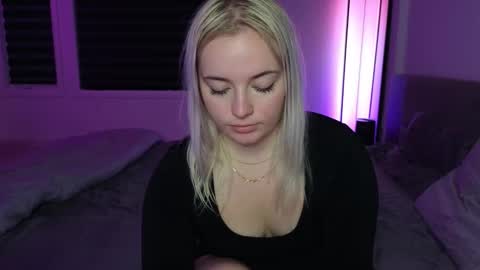 Snapshot of margot_robbie7 chatting on 10.13.25 margot_robbie7 online show from 10.13.25