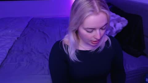 margot_robbie7 online show from 05.14.26