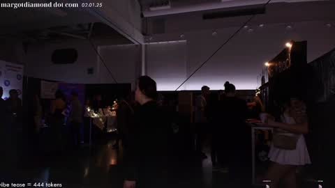   online show from 02.02.25