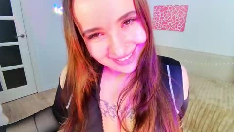 Snapshot of margott_joy chatting on 12.05.25 Margo online show from 12.05.25